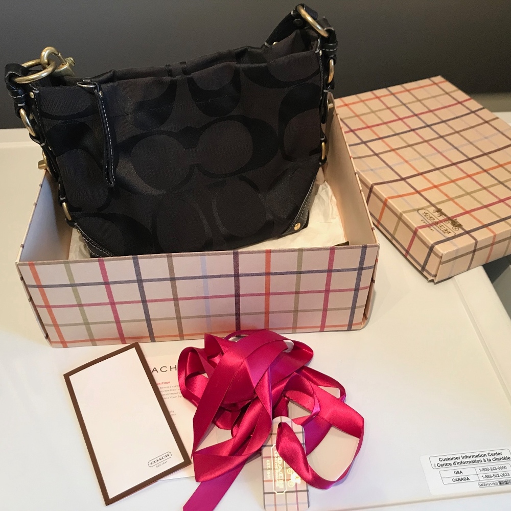 Authentic Coach Purse Black.